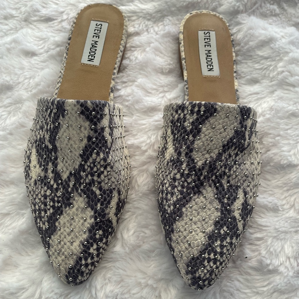 Steve Madden Snakeskin Mules Size 8.5